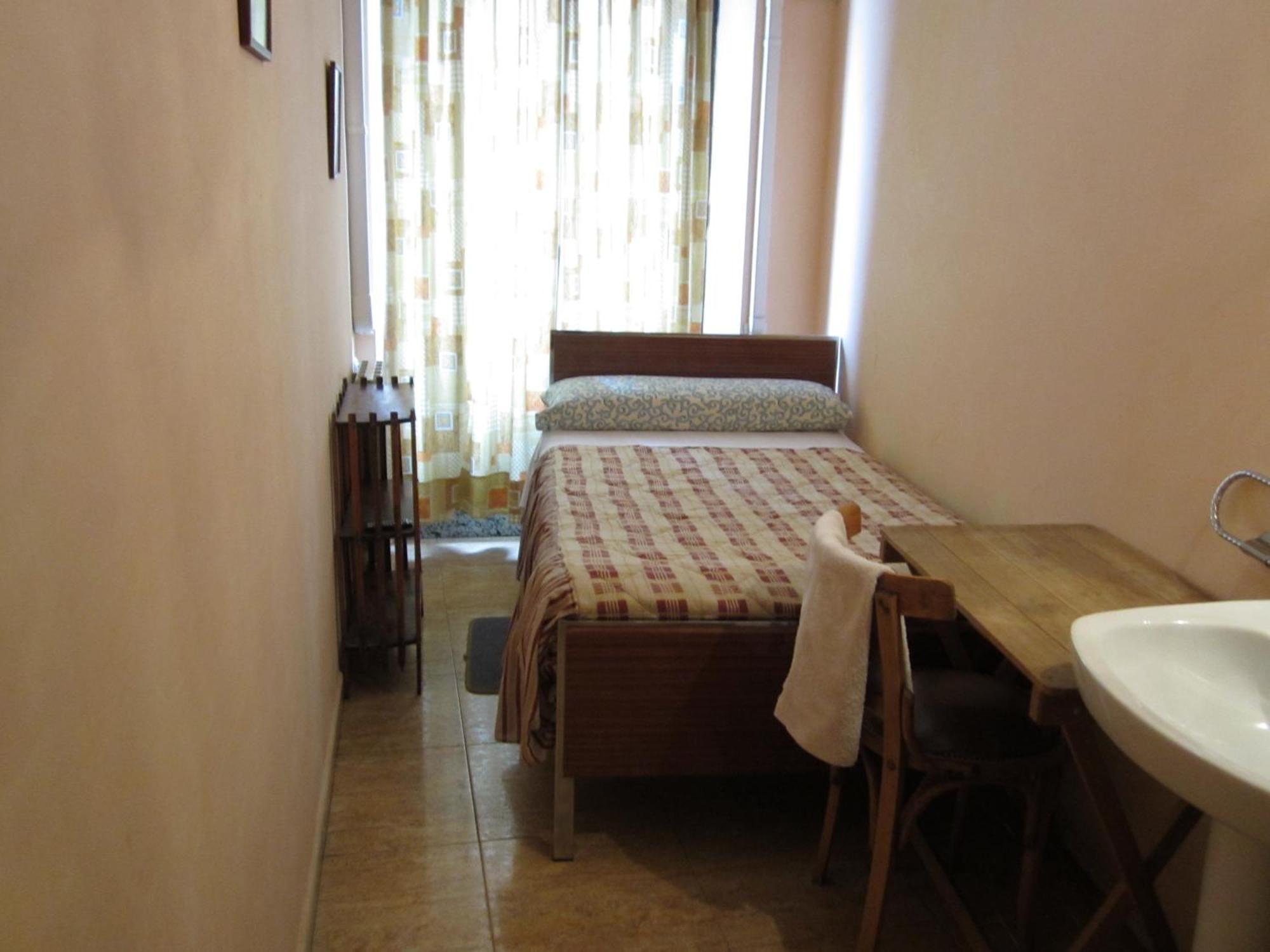 Pension Mollo Madrid Cameră foto